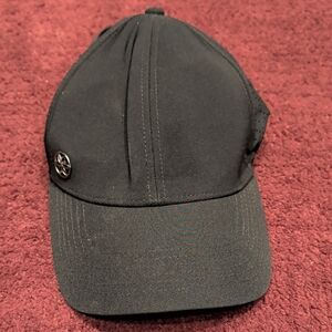 GAIAM Black Men's Cap